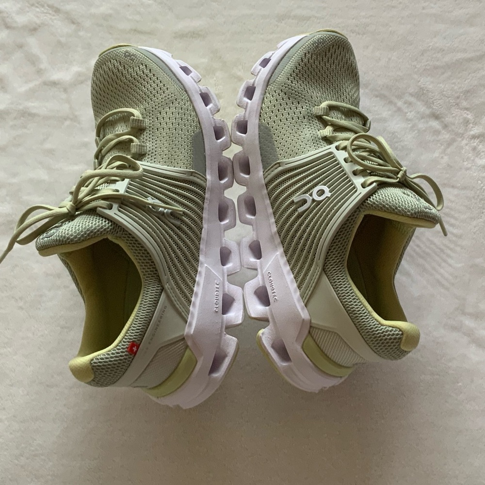 ON Cloudswift Running Shoe - Picture 9 of 15